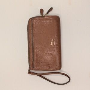 Coach Double Zip Wristlet in Saddle Pebble Leather
